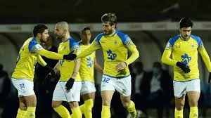 布莱斯·哈珀在 2015 年以 22 岁之龄全票获选国联 MVP，展现出“天选之子”的统治力